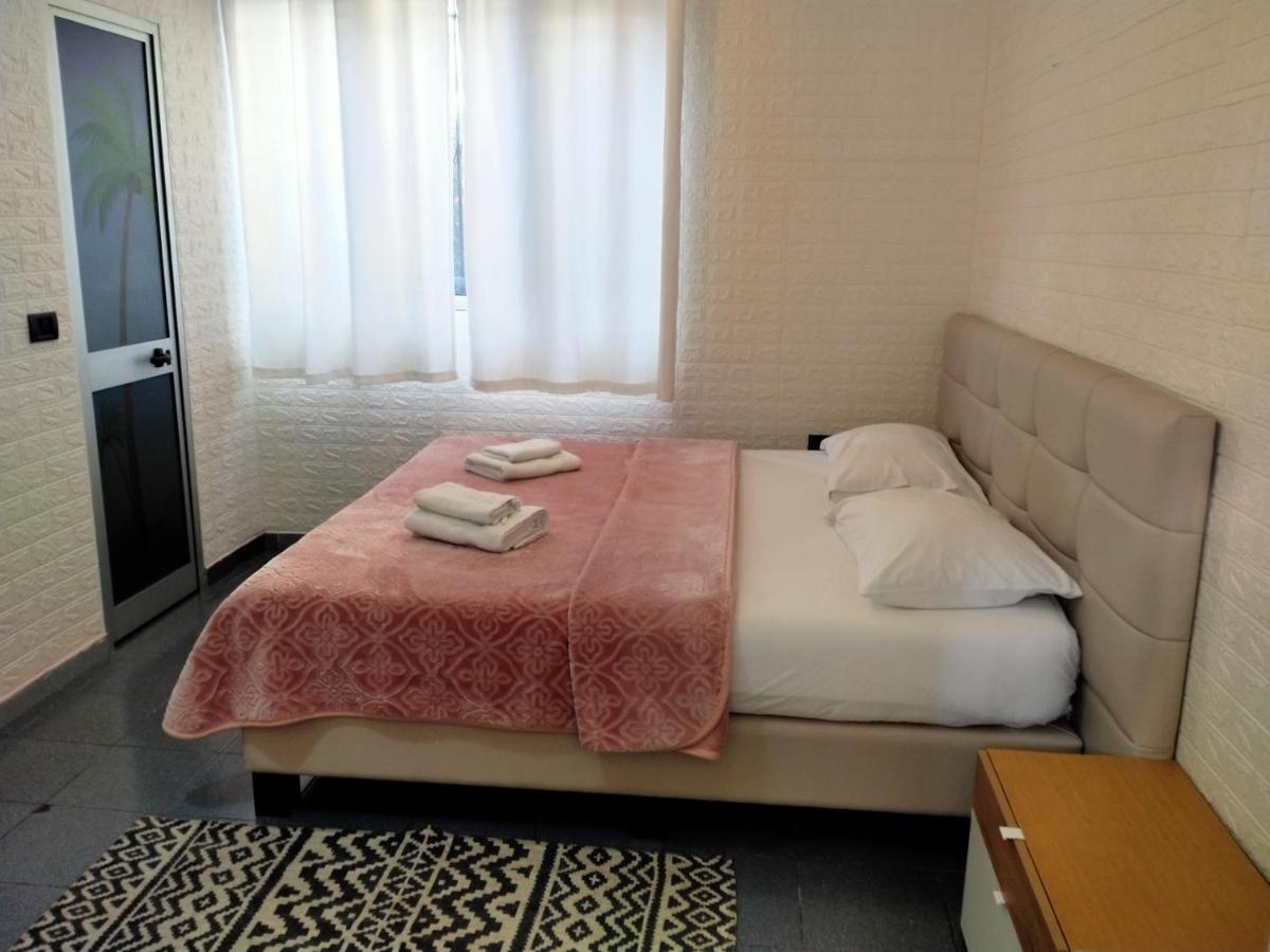 Orange Villa Hotel Тирана Екстериор снимка