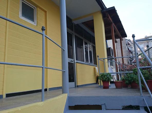 Orange Villa Hotel Тирана Екстериор снимка